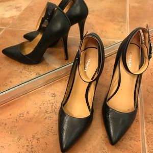 Coach Heels 8.5